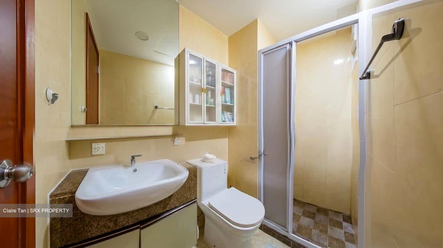 Cote D'Azur (D15), Condominium #630753941